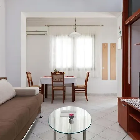 Apartment Tihi Val Split