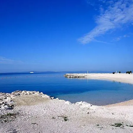 Tihi Val Apartment *
