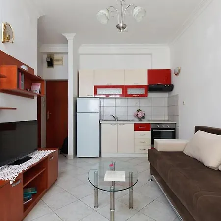 Apartment Tihi Val Split