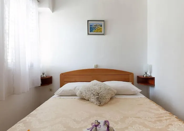 Tihi Val Apartamento *
